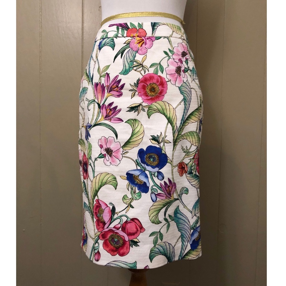 Ann Taylor spring floral pencil skirt work